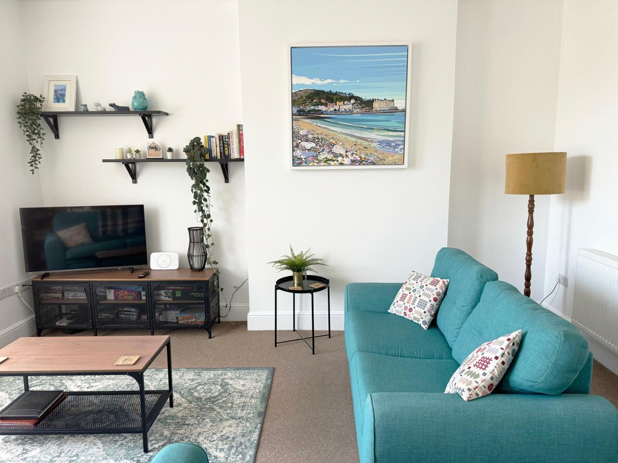 Private Parking, Central Llandudno, King Bed With Ensuite At Clement Lodge Exterior foto