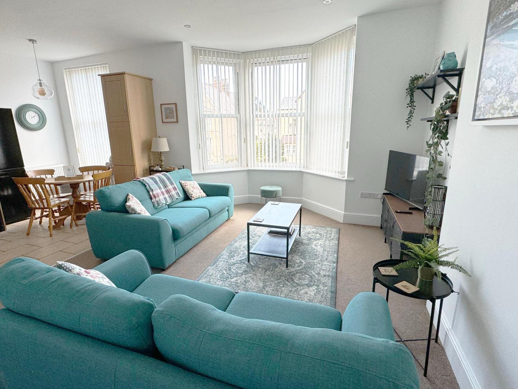 Private Parking, Central Llandudno, King Bed With Ensuite At Clement Lodge Exterior foto